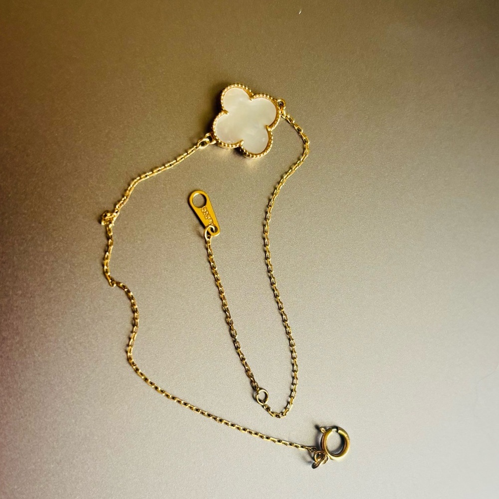 Bracelet Solid 14KT Yellow Gold Mother of White Pearl